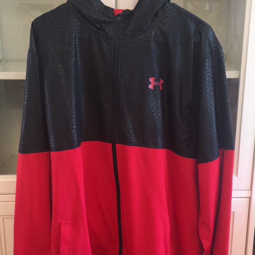 Under Amour Men’s Zip Up